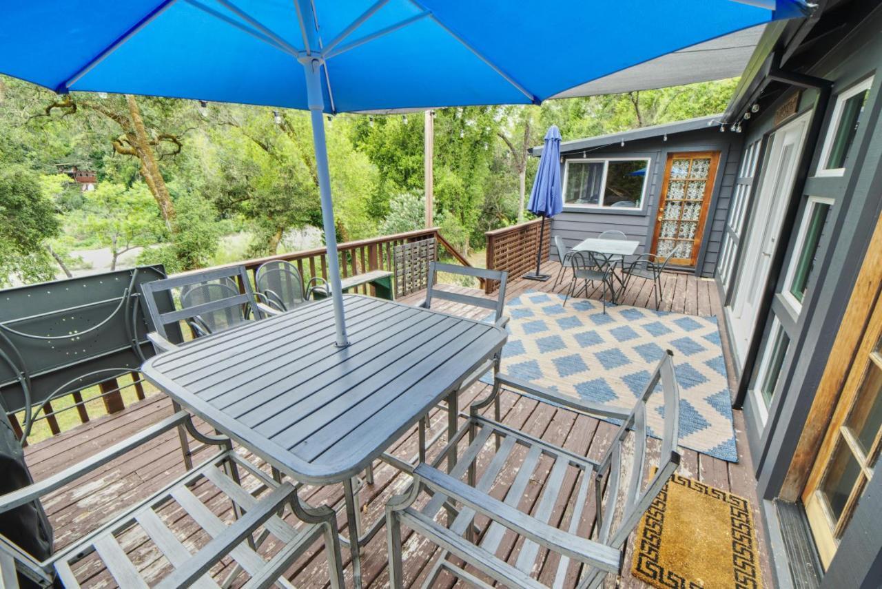 Rivers Breeze Relaxing Riverside Cabin With Private Suite Kayaks Healdsburg Exterior photo